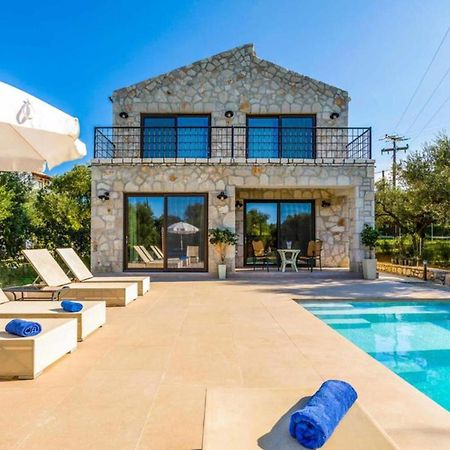 Astarte Villas - Petra Elia Private Villa With Pool Plános Eksteriør billede