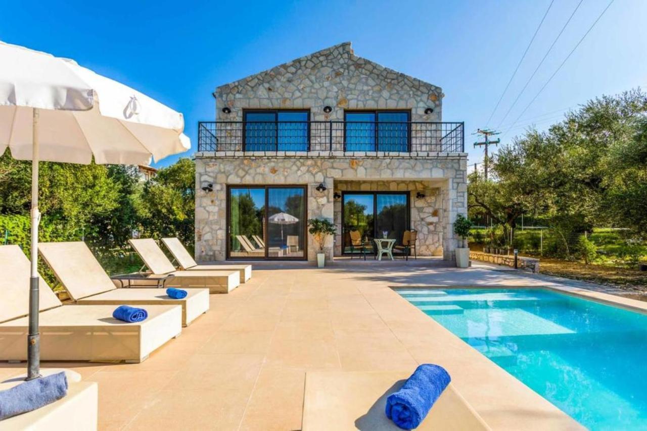 Astarte Villas - Petra Elia Private Villa With Pool Plános Eksteriør billede